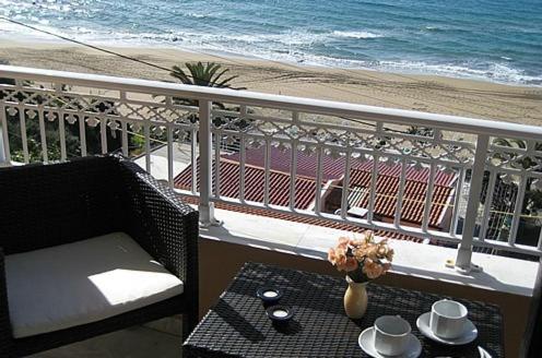 Naftis Apartments Пелекас Экстерьер фото