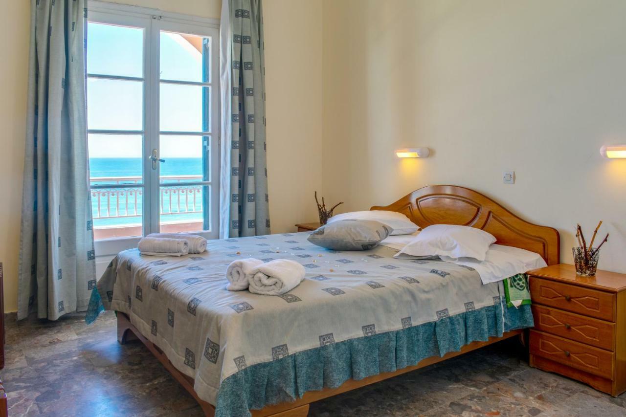Naftis Apartments Пелекас Экстерьер фото